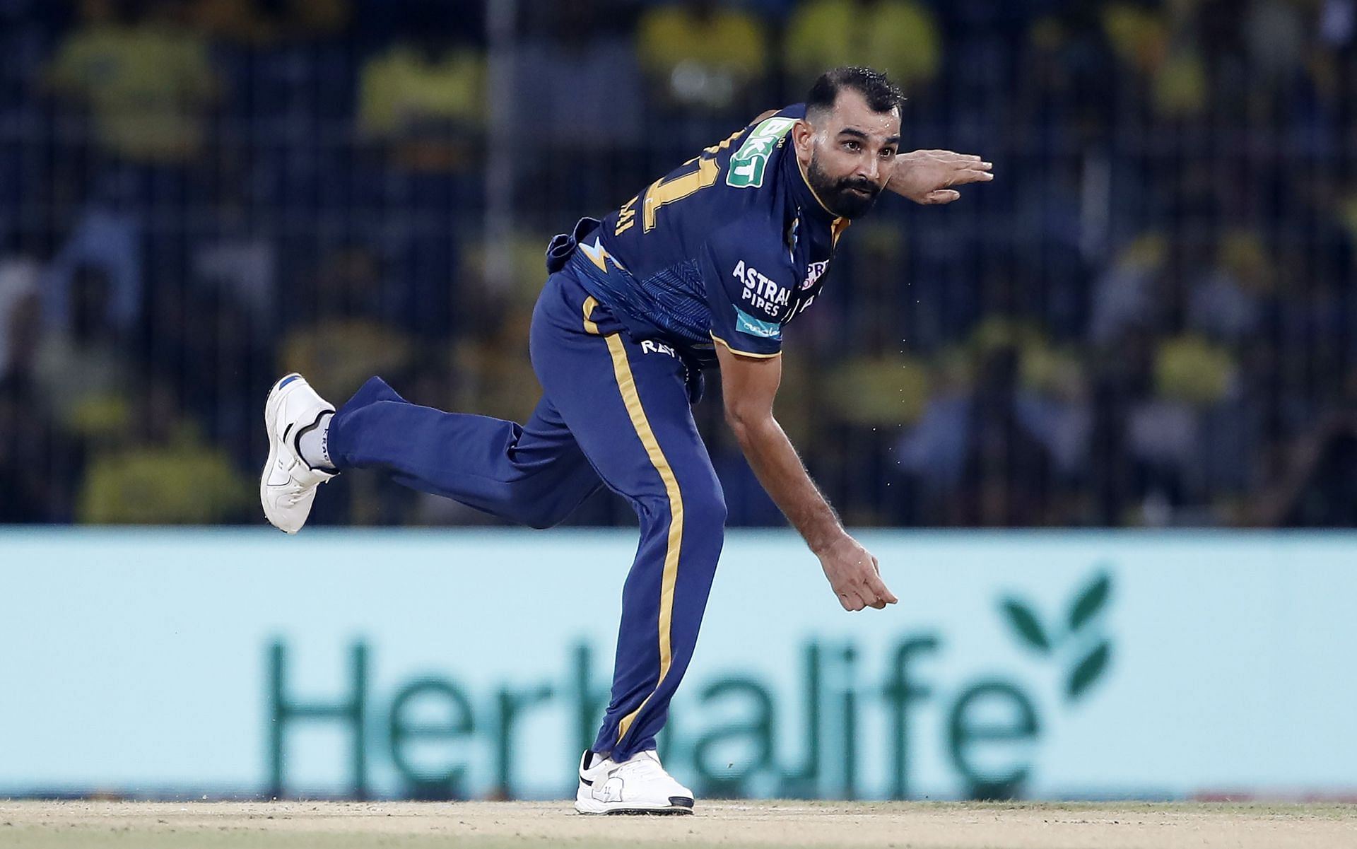 Mohammed Shami bowls: IPL 2023: Qualifier 1 - Gujarat Titans v Chennai Super Kings